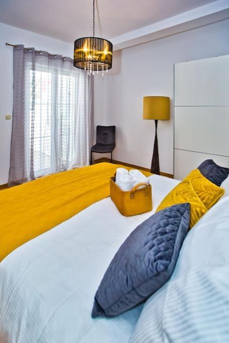 Apartman Tino With Two Sunny Terace Hvar Town Bagian luar foto