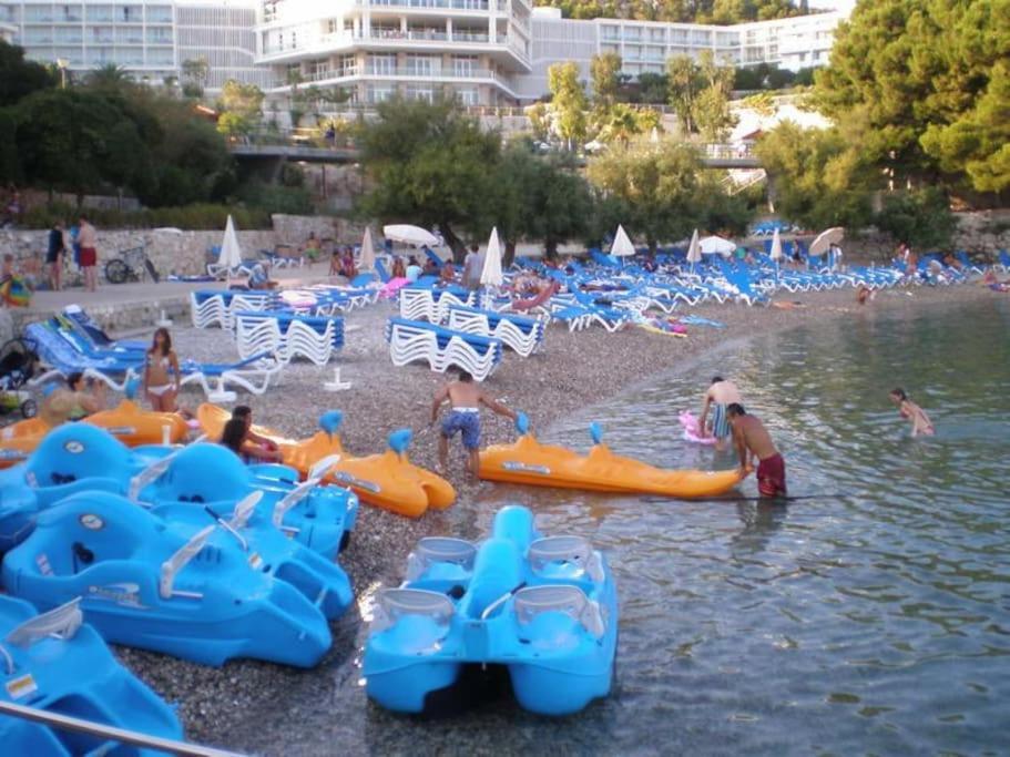 Apartman Tino With Two Sunny Terace Hvar Town Bagian luar foto