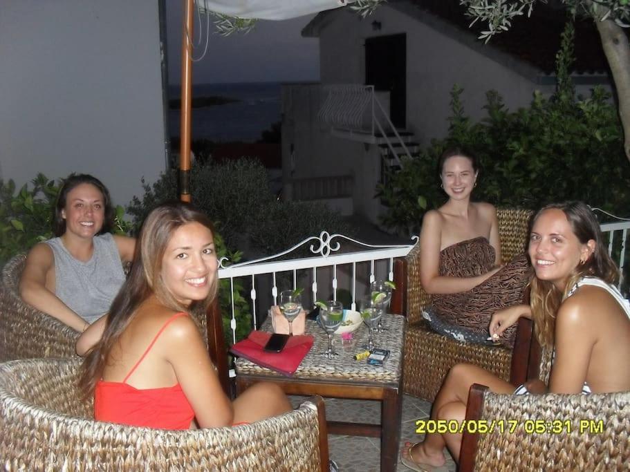 Apartman Tino With Two Sunny Terace Hvar Town Bagian luar foto
