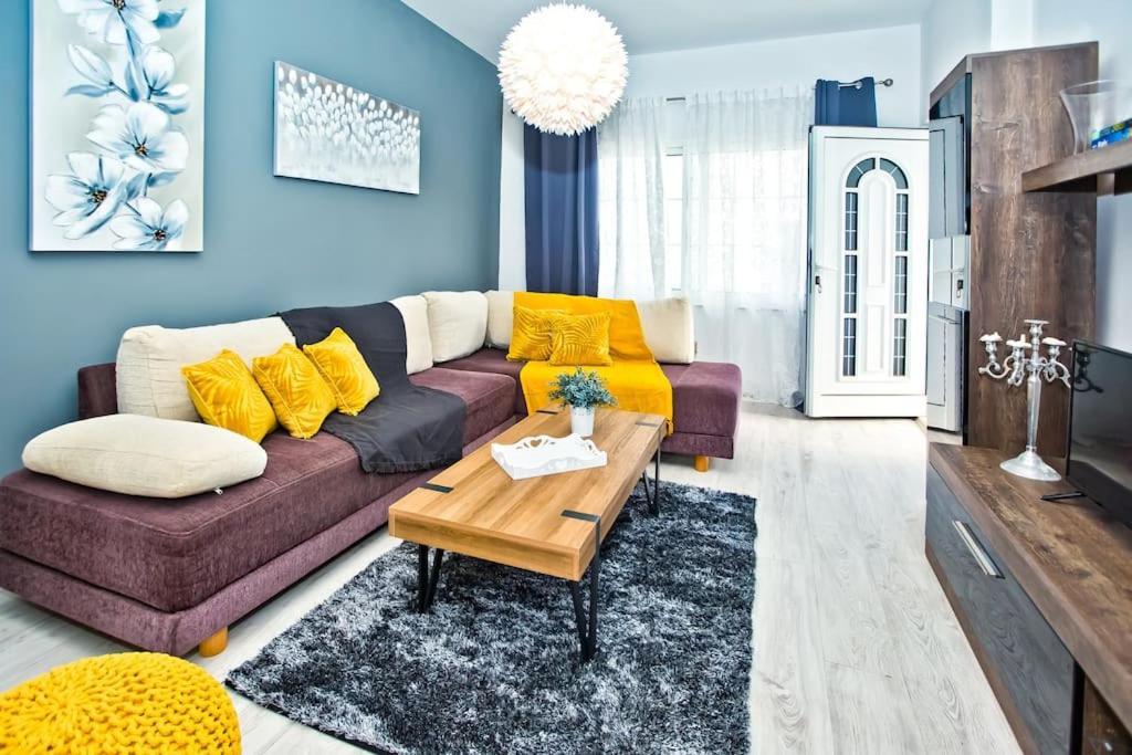 Apartman Tino With Two Sunny Terace Hvar Town Bagian luar foto